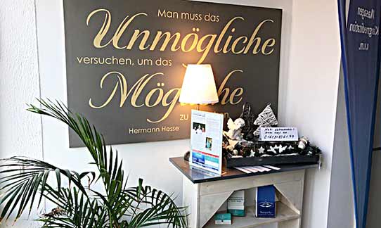 Unsere Praxis, der Eingang